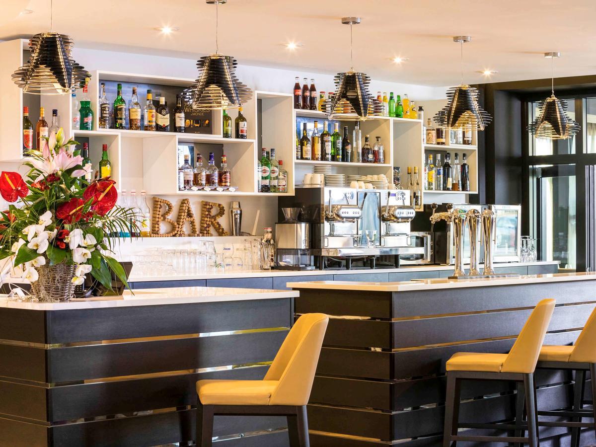 Mercure Cherbourg Centre Port Bagian luar foto