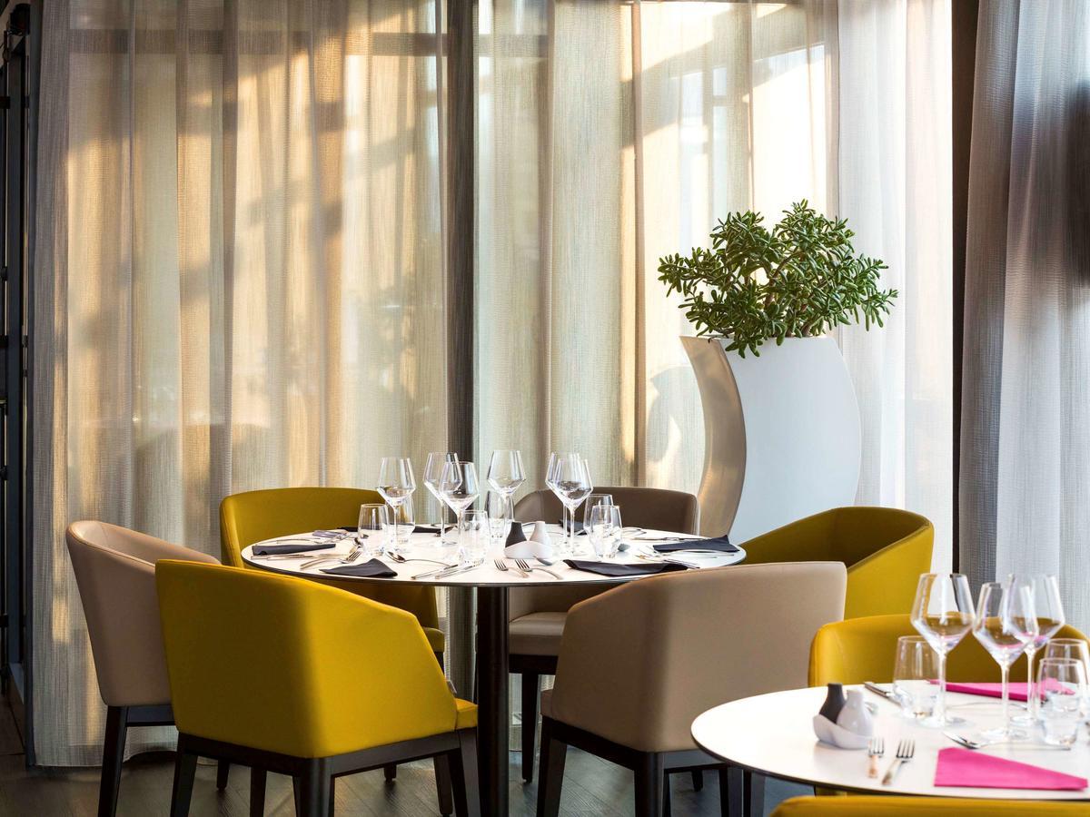 Mercure Cherbourg Centre Port Bagian luar foto
